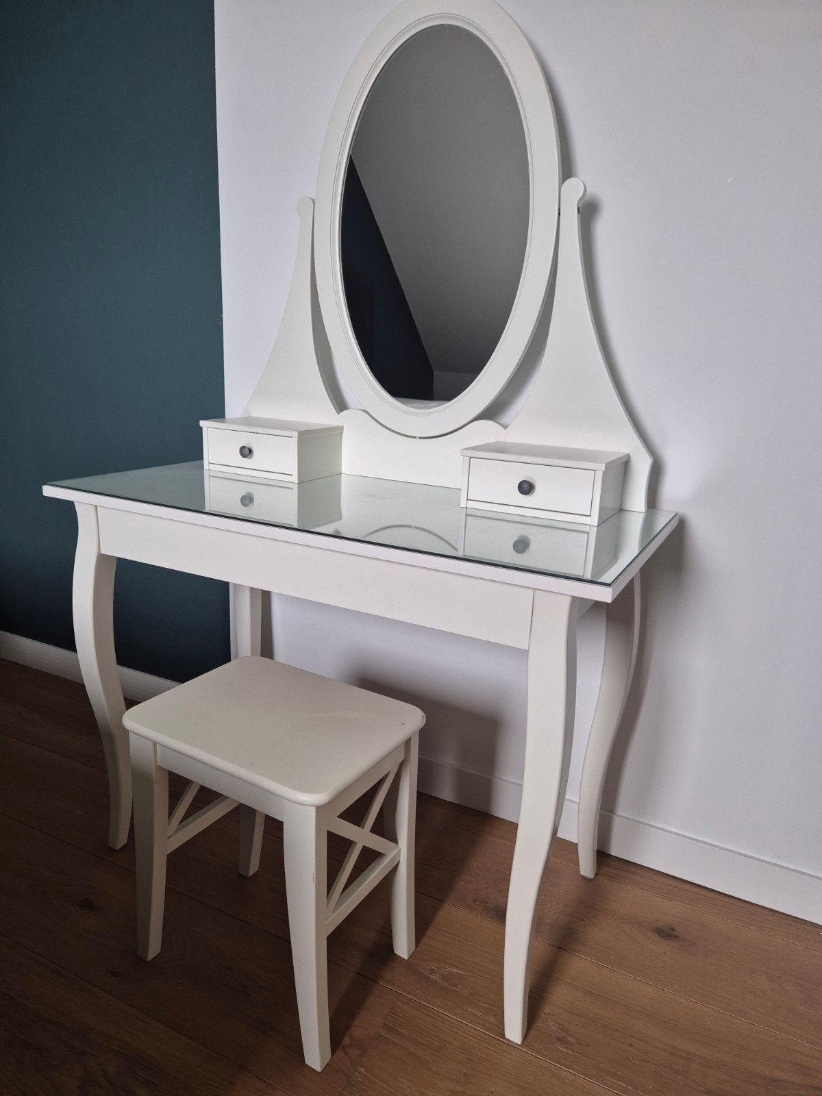 Ikea kaptafel met spiegel en krukje, Ophalen