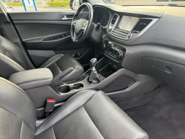 Hyundai Tucson 1.6 GDi Comfort Airco/ECC,Navi,Camera,Leder, Voorwielaandrijving, Gebruikt, 4 cilinders, 132 pk