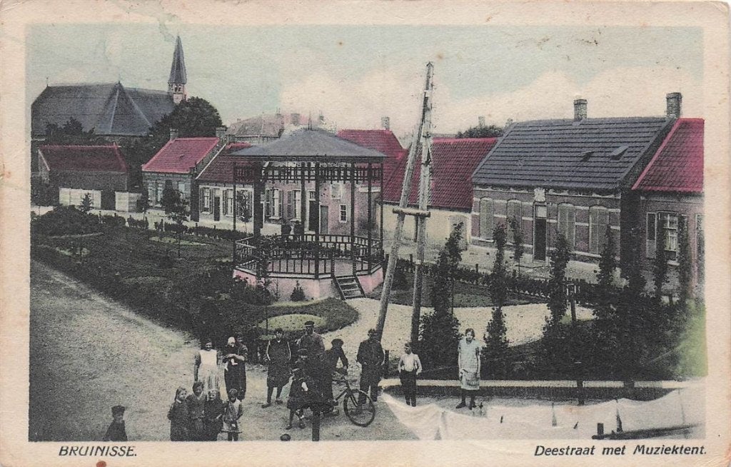 703-129-043 Bruinisse Deestraat met Muziektent, Verzenden, Voor 1920, Zeeland