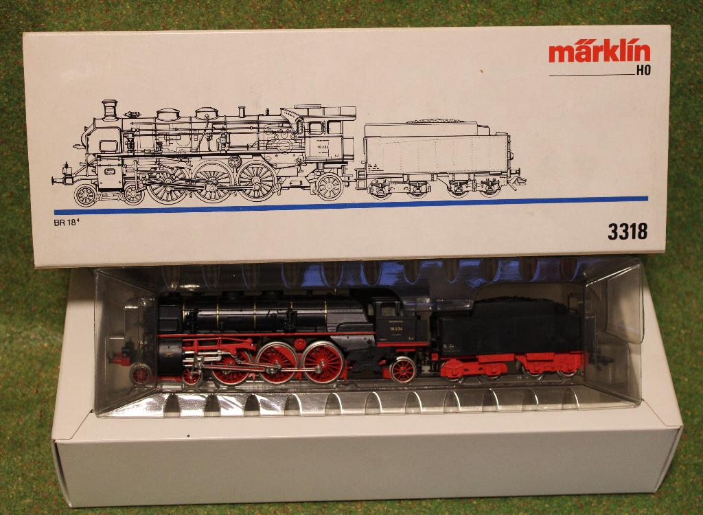 3315 Marklin stoom locomotief Br.18, Hobby en Vrije tijd, Modeltreinen | H0, Wisselstroom, Locomotief, Ophalen of Verzenden, Zo goed als nieuw