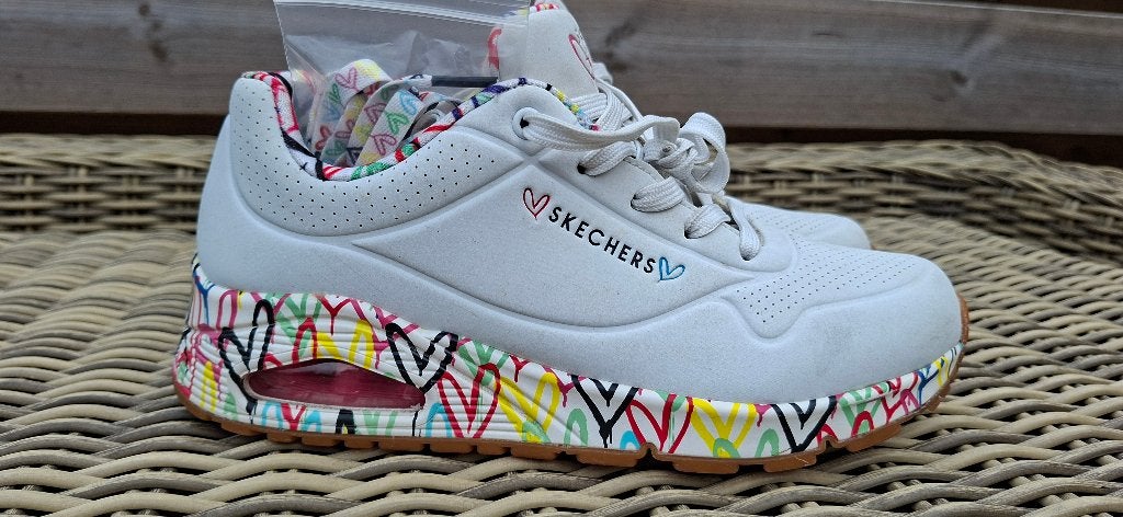Sneakers Skechers Goldcrown Uno Loving maat 38 Nieuwstaat !, Skechers, Wit, Ophalen of Verzenden, Sneakers of Gympen