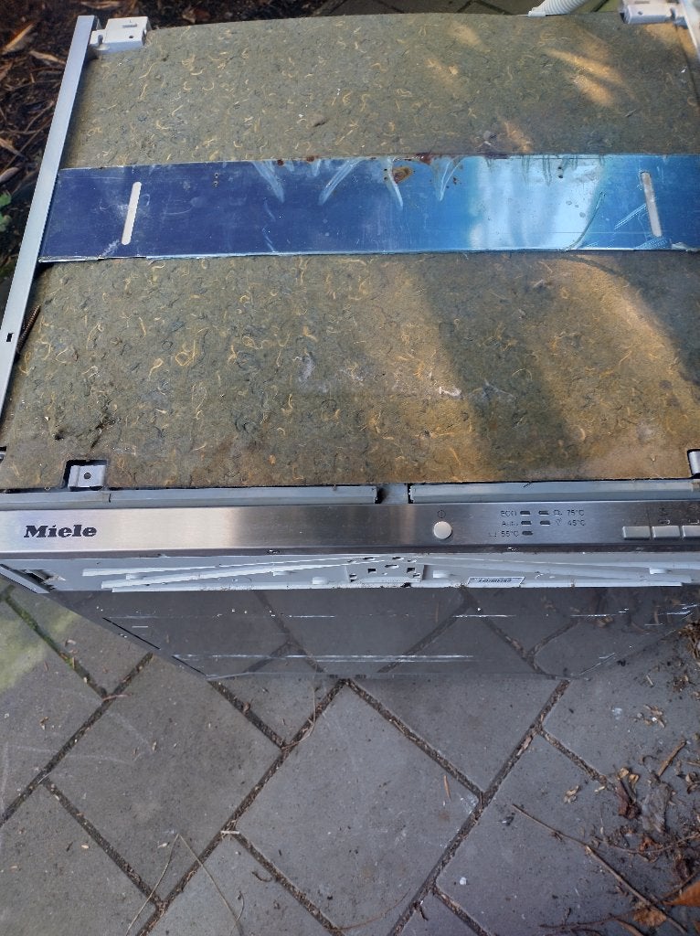 Miele vaatwasser, Ophalen, Niet werkend, Inbouw, Minder dan 85 cm