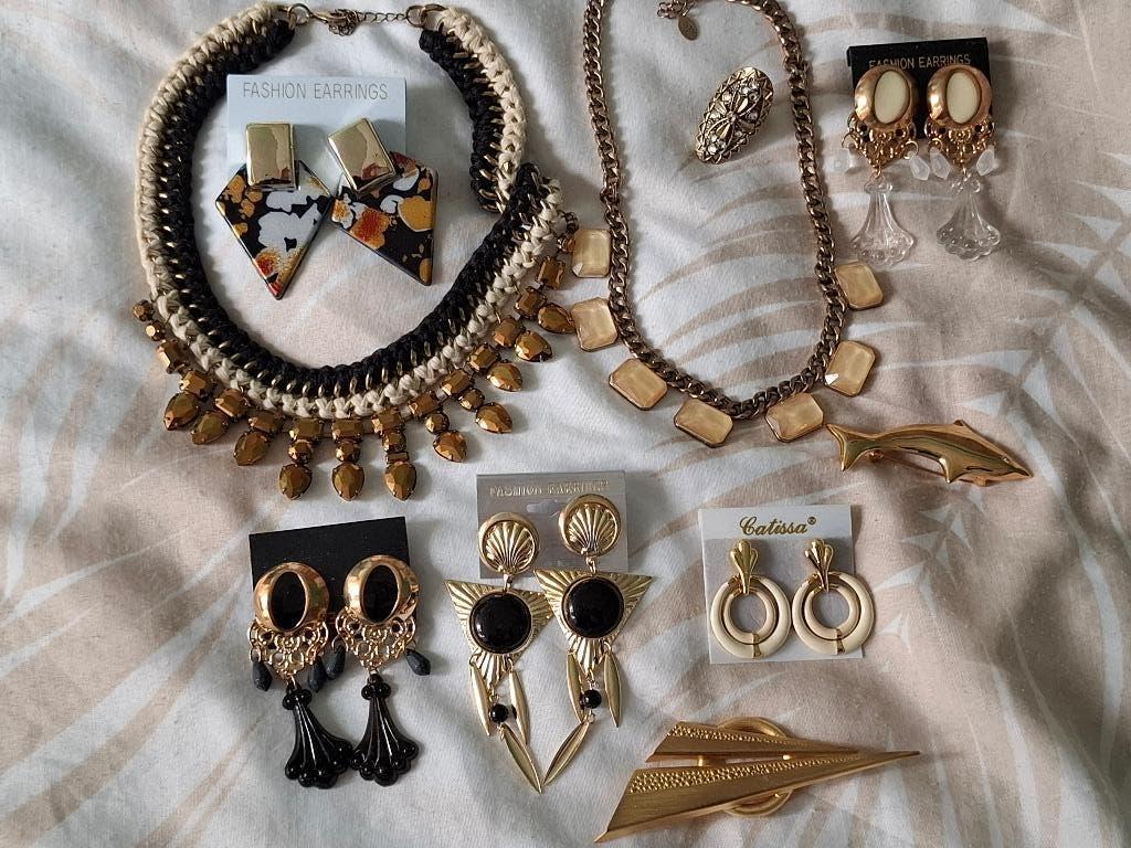 Kleine PARTIJ sieraden 3,50 euro, Sieraden, Tassen en Uiterlijk, Oorbellen, Zo goed als nieuw, Overige materialen, Overige kleuren