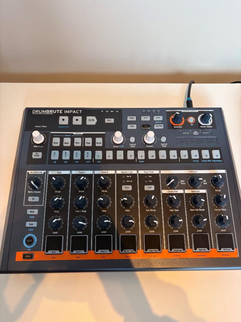 Arturia Drumbrute Impact, Muziek en Instrumenten, Drumcomputers, Ophalen of Verzenden, Zo goed als nieuw, Overige merken