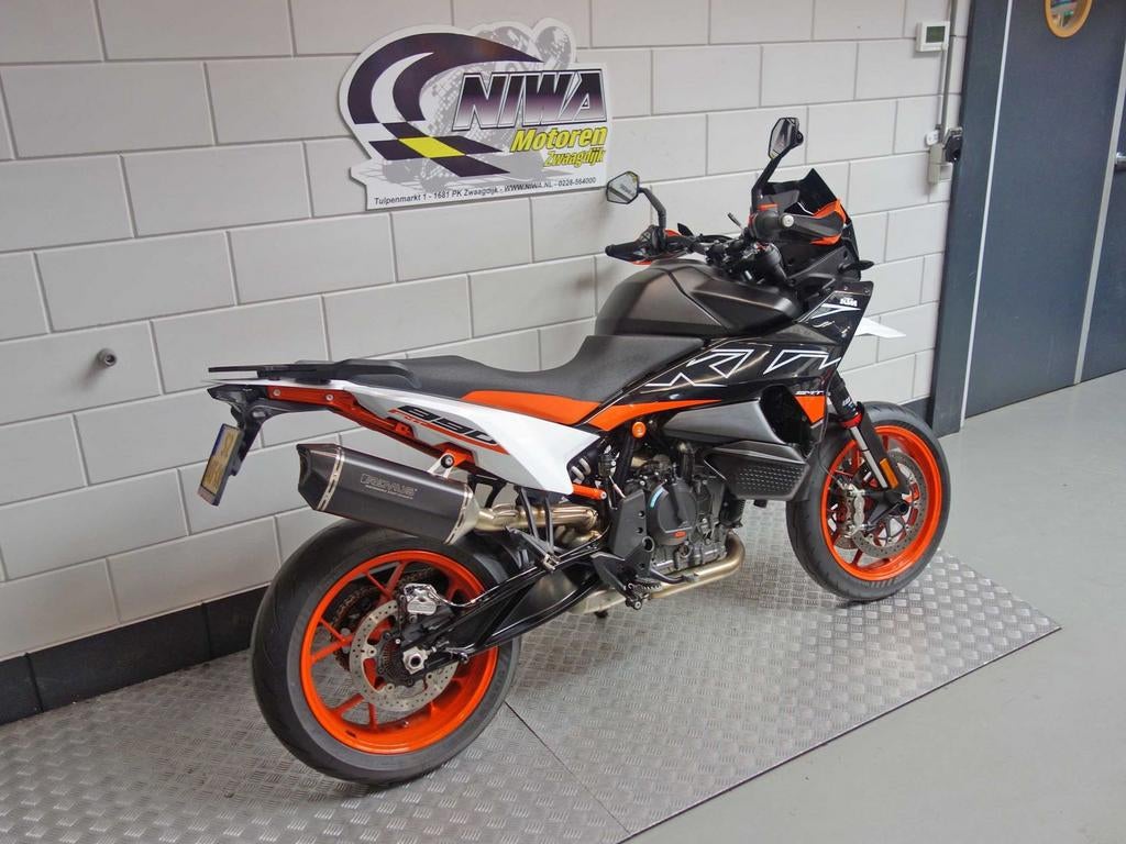 KTM 890 SMT, 2 cilinders, KTM, Motorrijbewijs A, Onbekend