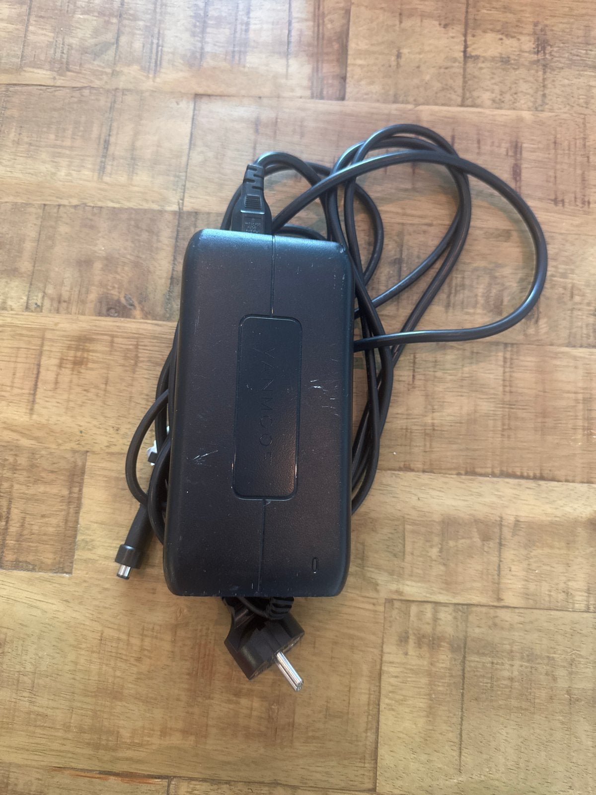 Vanmoof S2 Laders (2 stuks) met 1x AC kabel, Ophalen of Verzenden, Gebruikt