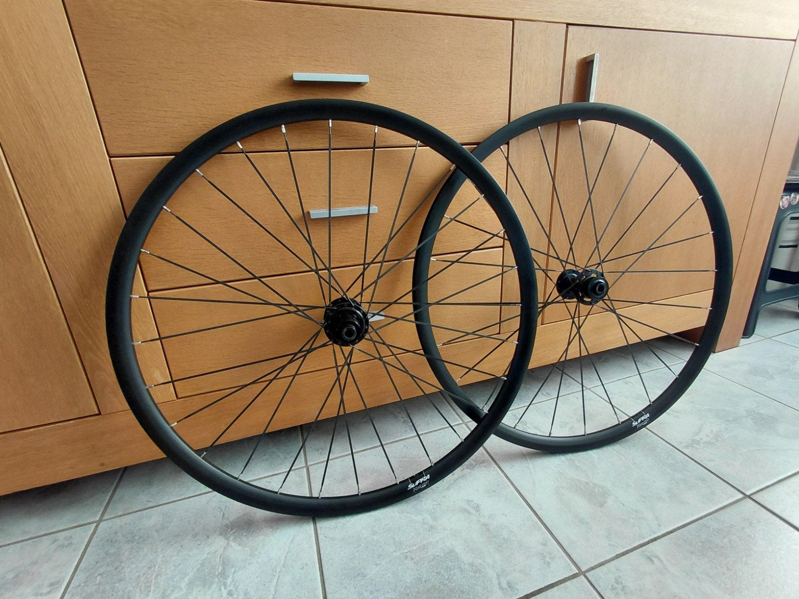 Supra ra pro disc wielset., Fietsen en Brommers, Fietsonderdelen, Zo goed als nieuw, Supra, Aluminium, Racefiets
