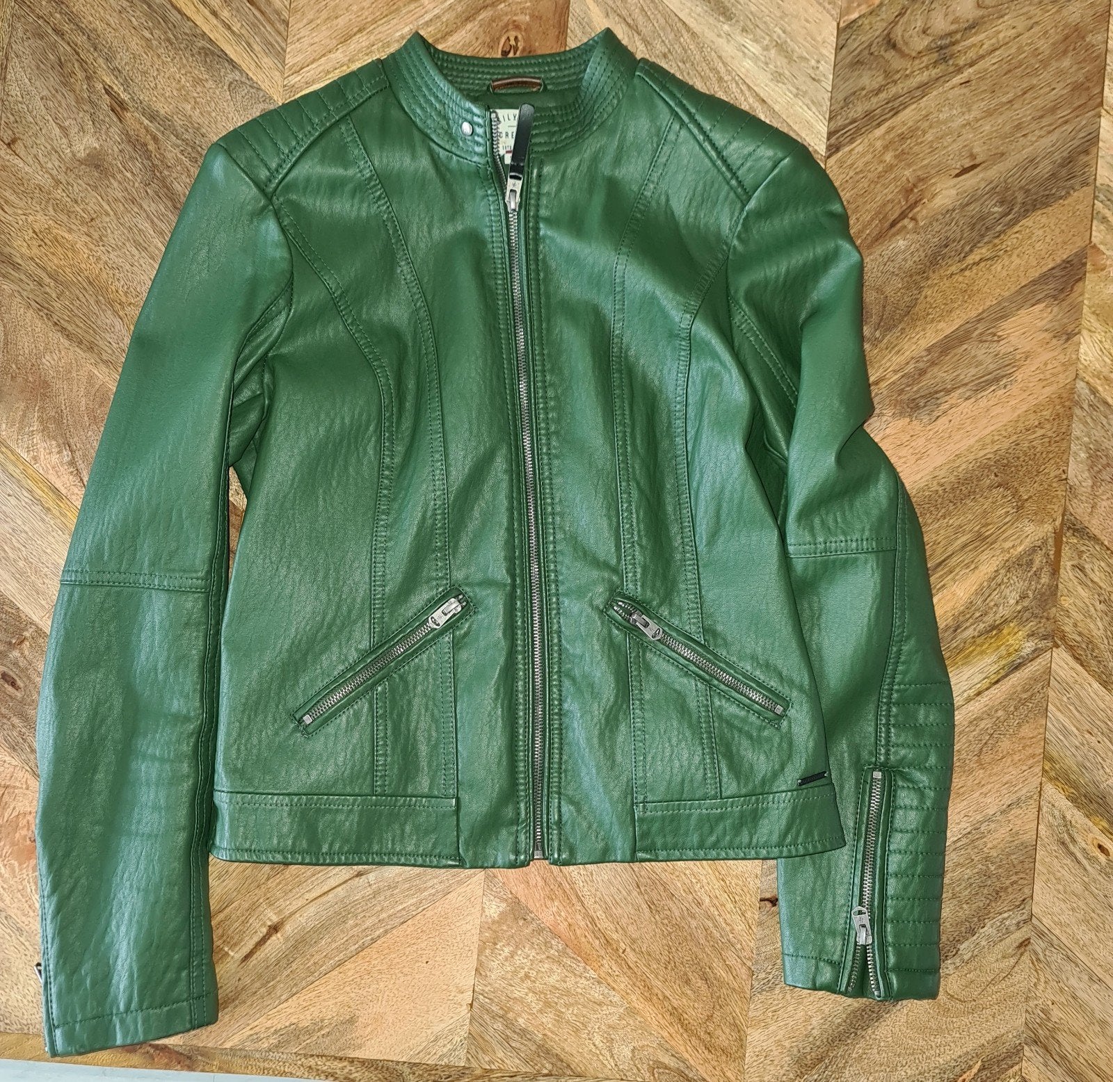 Lederlook jas. Silvercreek.  Maat S, Ophalen of Verzenden, Zo goed als nieuw, Maat 36 (S), Groen