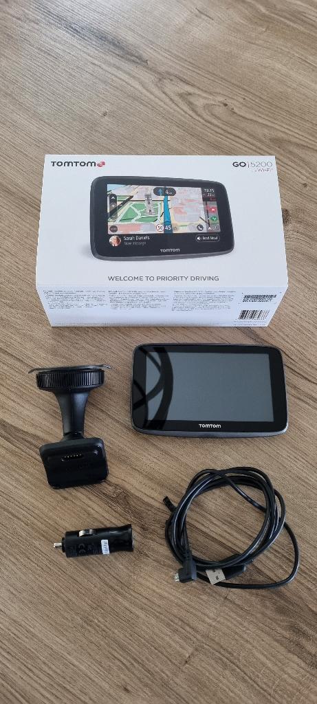 TomTom GO 5200 | LifeTime Wereldkaarten, flitsers en verkeer, Auto diversen, Ophalen of Verzenden, Gebruikt