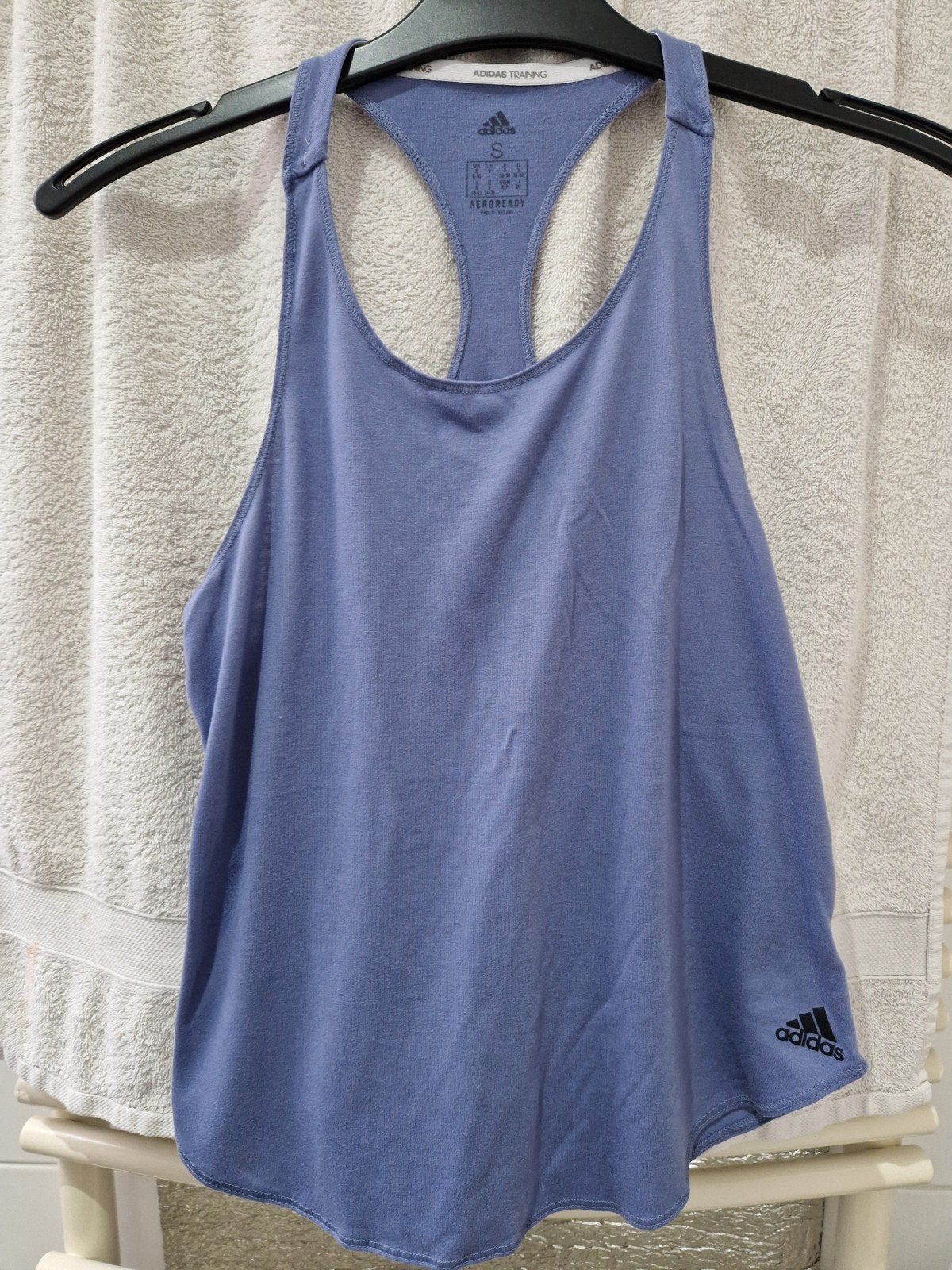 Adidas sportset: topje en legging - Maat S, Kleding | Dames, Ophalen of Verzenden, Maat 36 (S), Blauw, Adidas