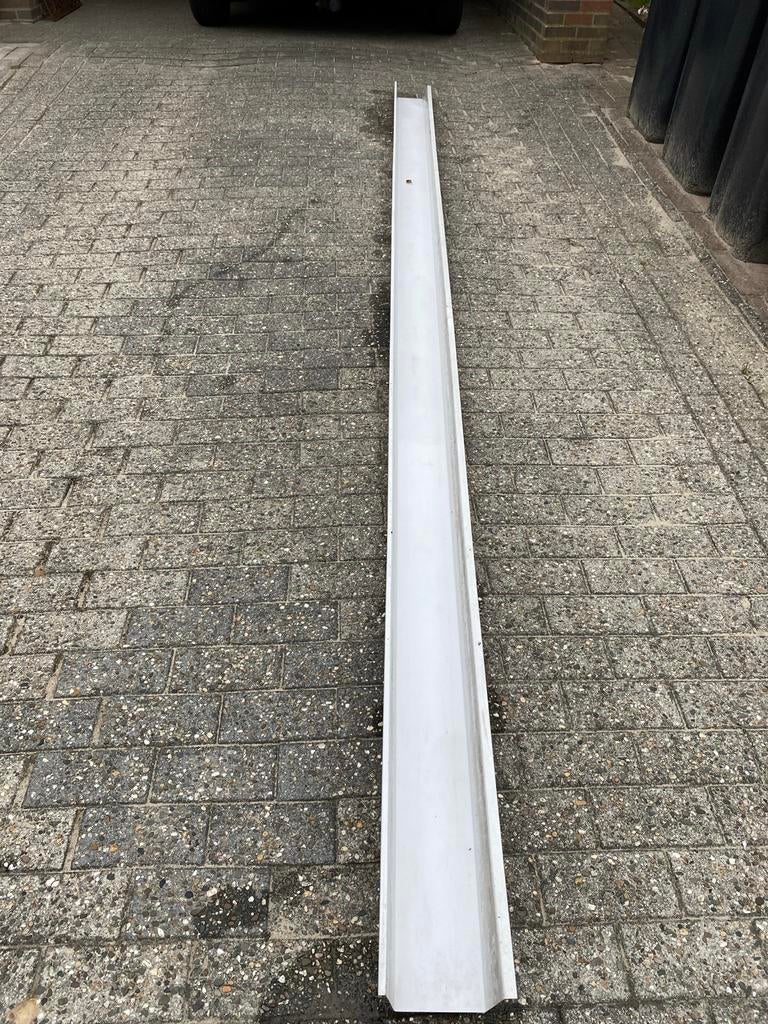 Kunststof dakgoot, / bakgoot wit, 4 meter lang, Ophalen, Gebruikt, Pvc, Minder dan 20 mm