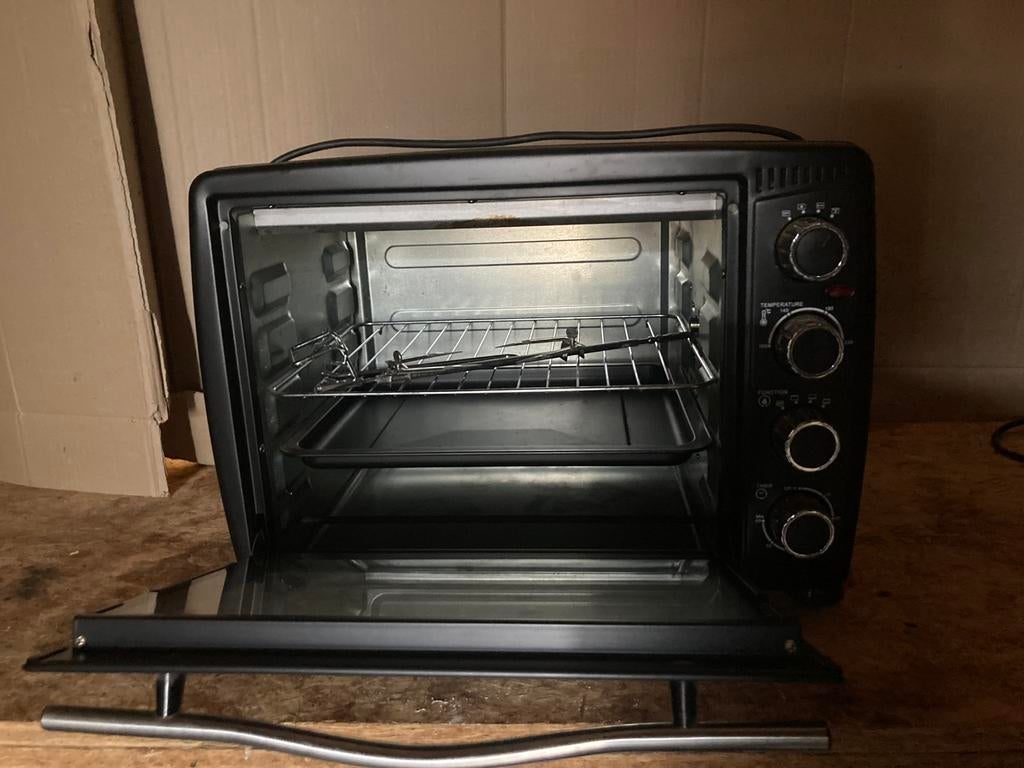 Grill en bakoven Tomado z.g.a.n, Ophalen, Minder dan 45 cm, Grill, Zo goed als nieuw
