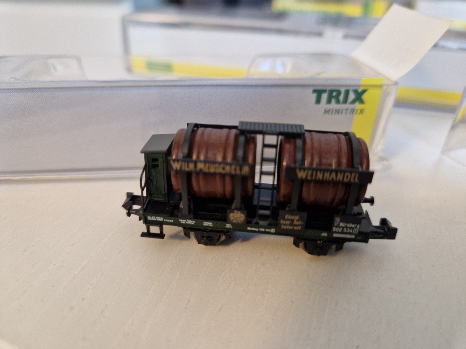 Minitrix Clubmodel 2012 wijnwagon ovp 15517, Hobby en Vrije tijd, Modeltreinen | N-Spoor, Gelijkstroom, Trix, Wagon, Ophalen of Verzenden
