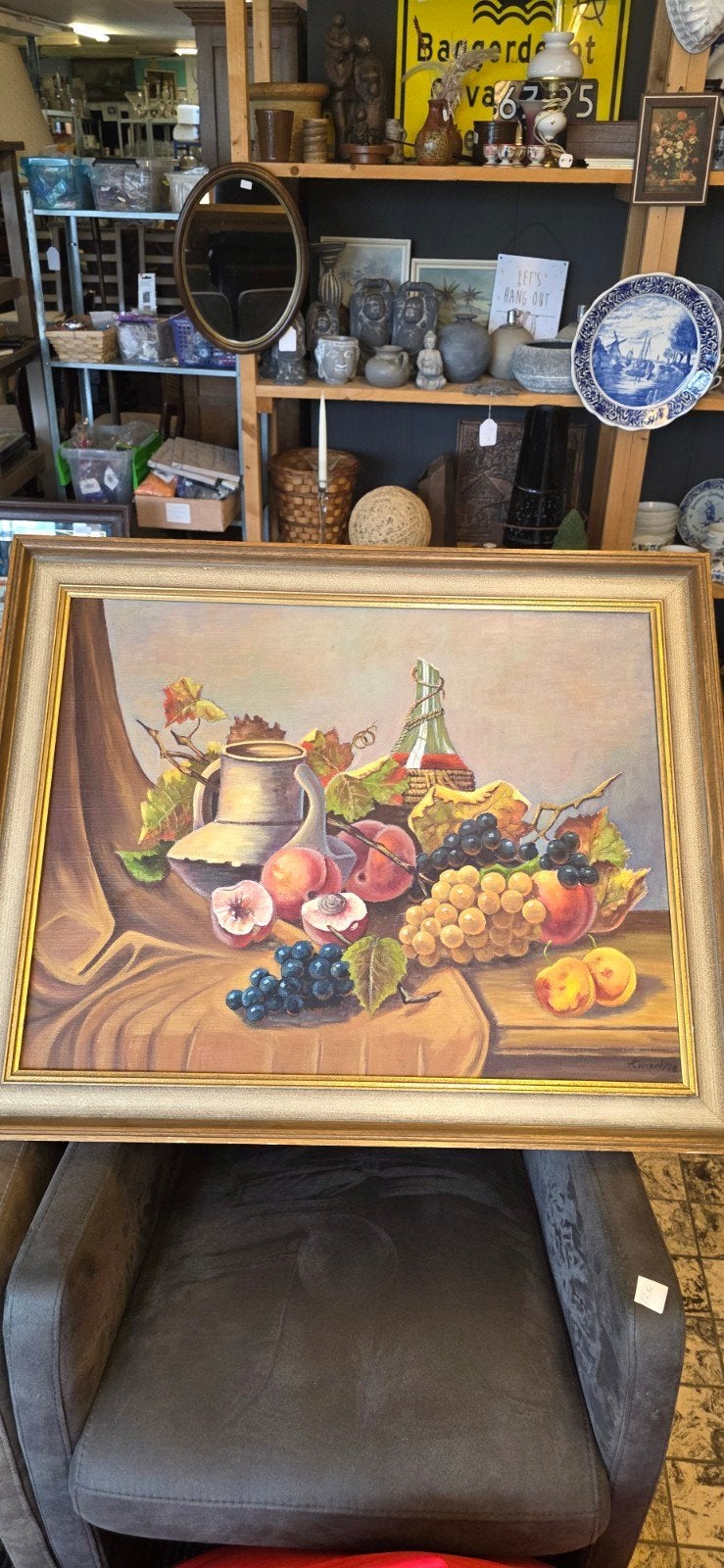 Klassiek stilleven met fruit en kruik, gesigneerd, Ophalen