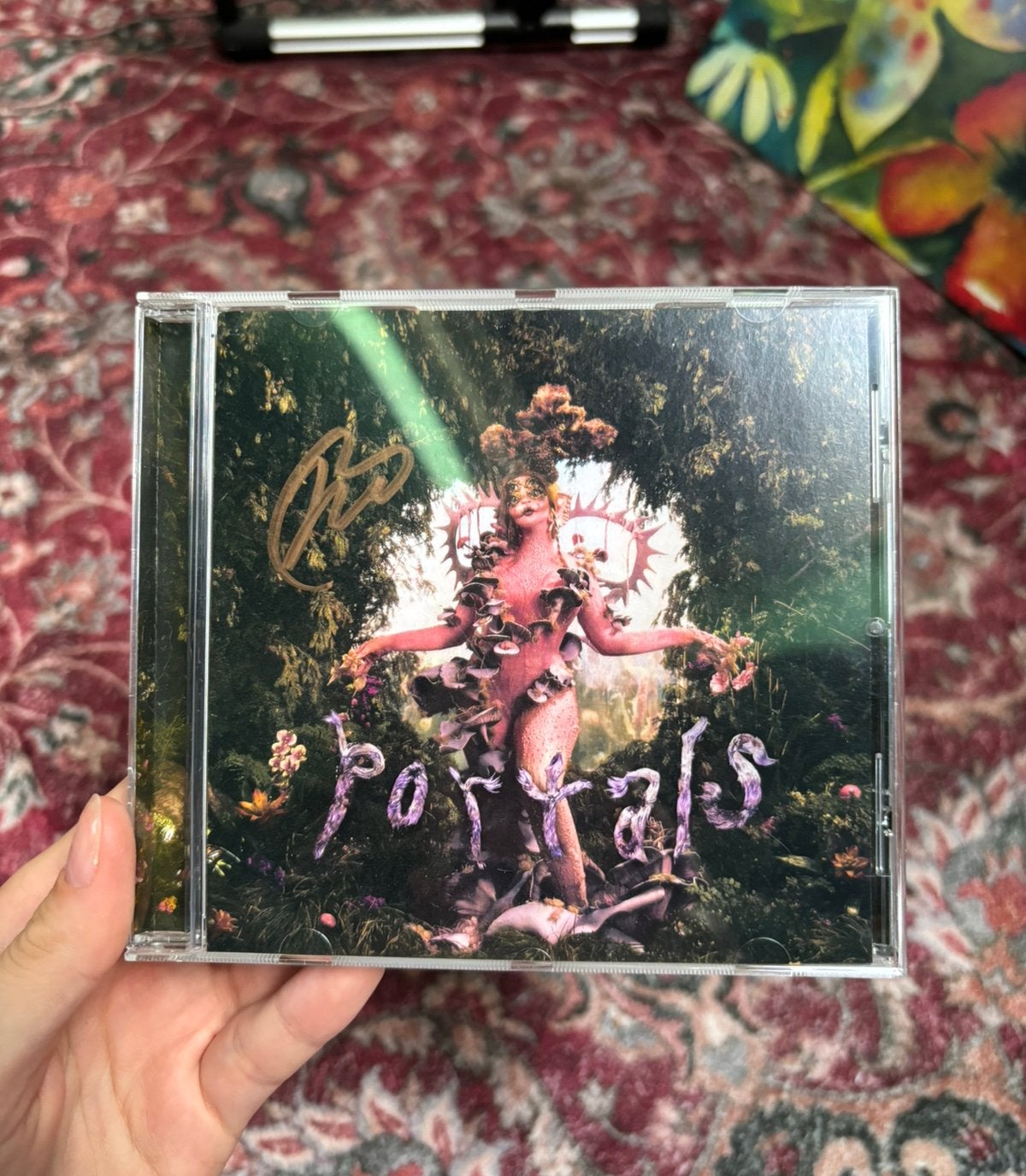 Melanie Martinez Portals gesigneerde CD, Cd's en Dvd's, Cd's | Pop, Pop, Ophalen of Verzenden, Zo goed als nieuw, Gesigneerd