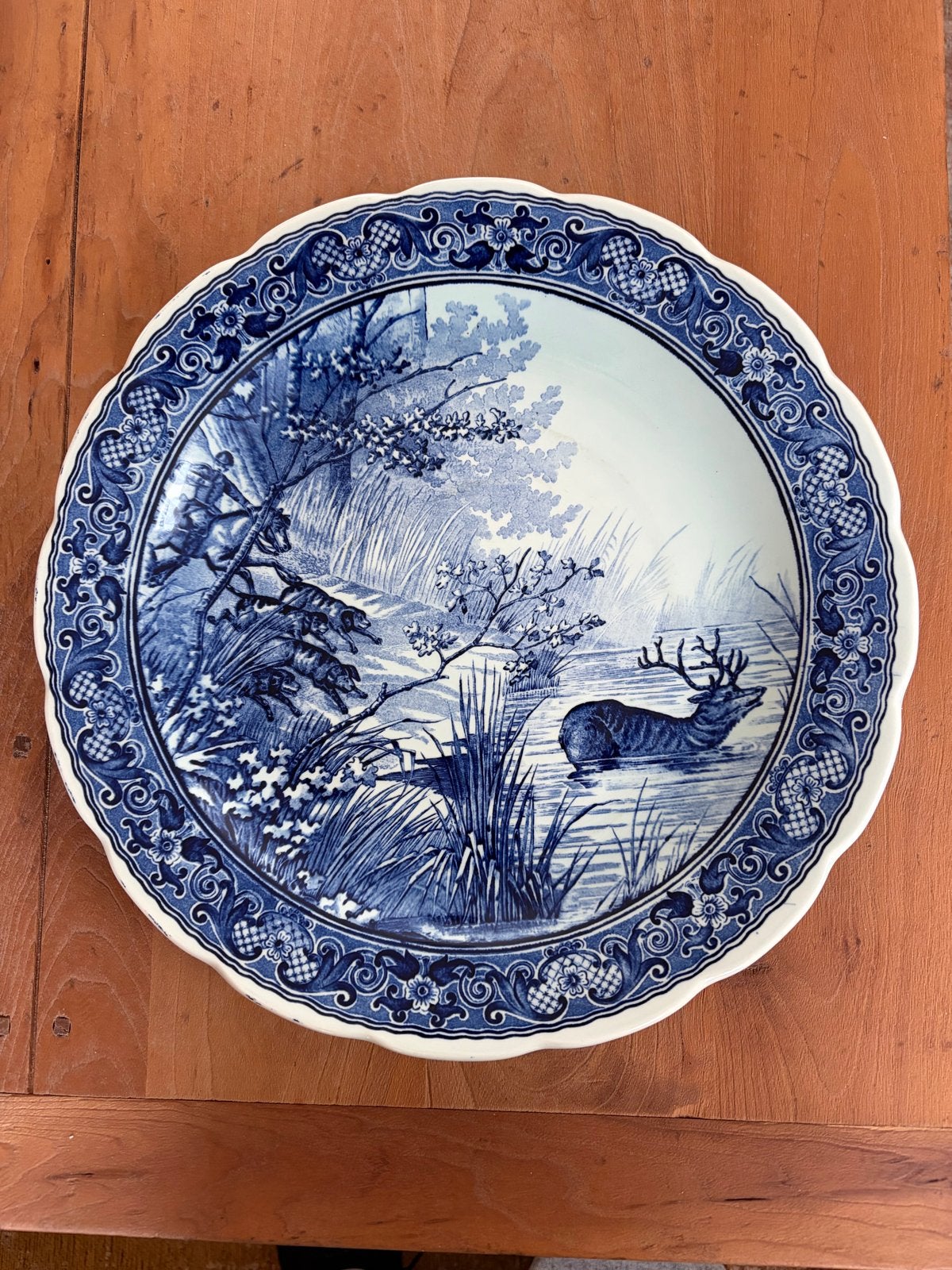 Fraai Delfts Blauw Wandbord - Jachtscène met Hert, Antiek en Kunst, Ophalen of Verzenden