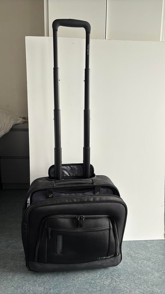 Targus Laptoptas met wieltjes, Computers en Software, Laptoptassen, Ophalen of Verzenden, 17 inch of meer, Zo goed als nieuw