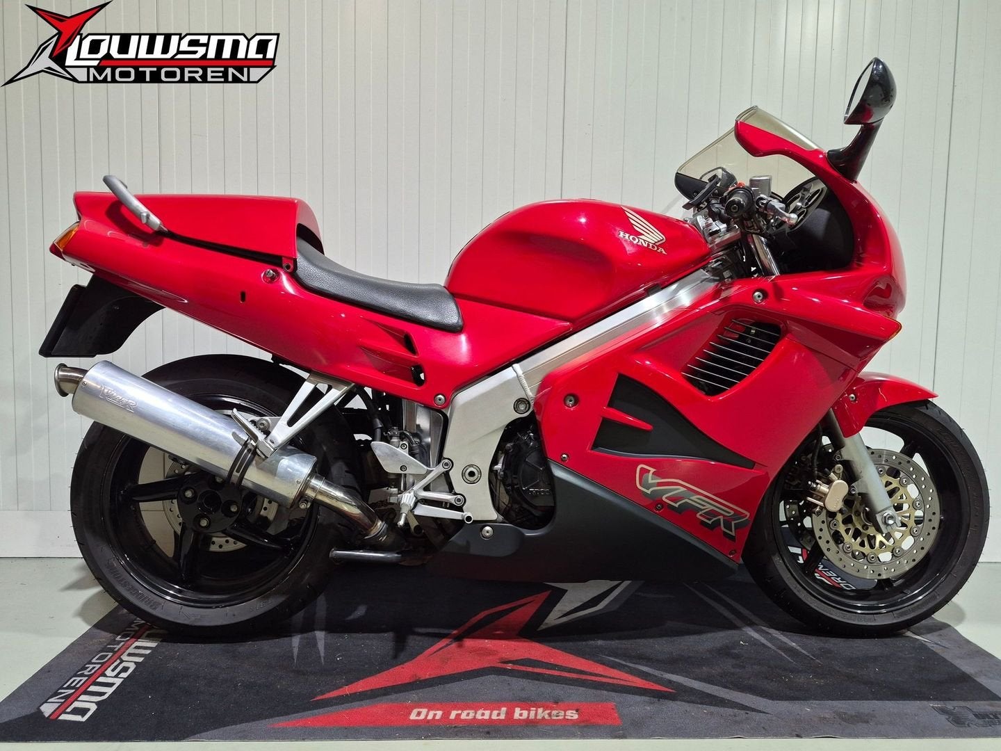 HONDA VFR 750 F | NL MOTOR  6m garantie, HONDA, 4 cilinders, Motorrijbewijs A, Bedrijf