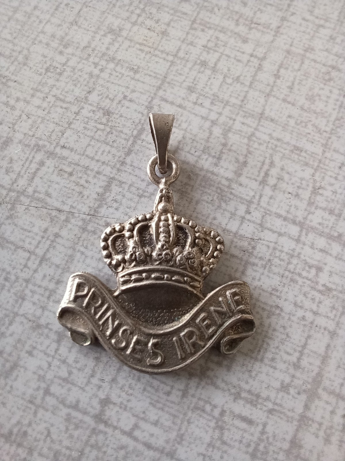 Prinses Irene brigade hanger, Ophalen of Verzenden, Landmacht, Nederland, Embleem of Badge