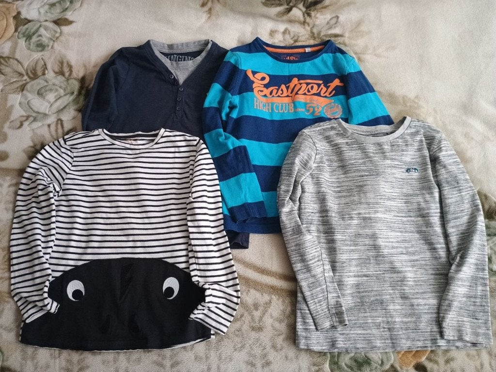 Set van 4 long mauve T-shirts voor jongen, maat 122, katoen, Ophalen of Verzenden, Gebruikt, Jongen, Shirt of Longsleeve