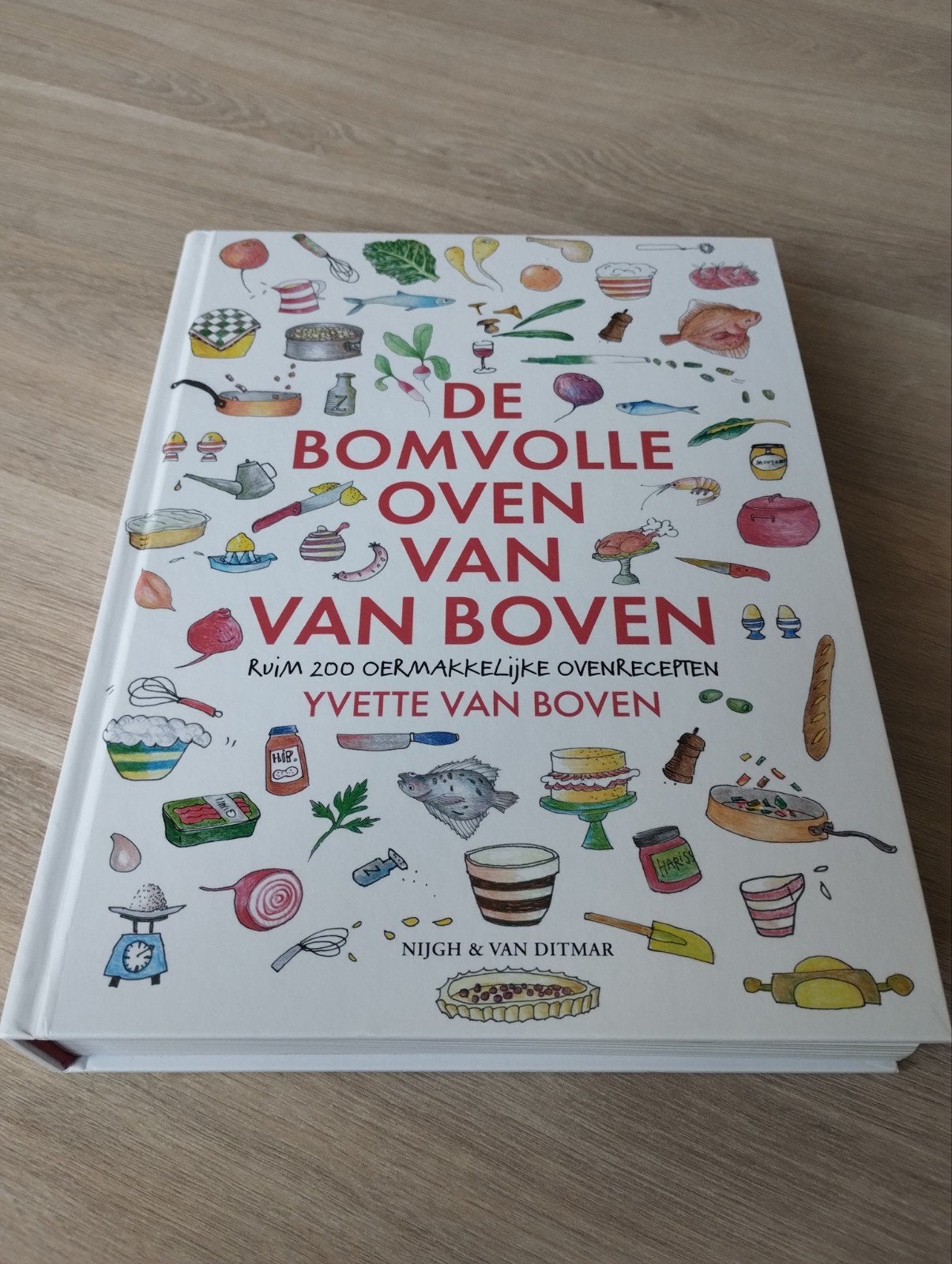De Bomvolle Oven van Van Boven - Yvette van Boven, Ophalen of Verzenden, Zo goed als nieuw, Yvette van Boven