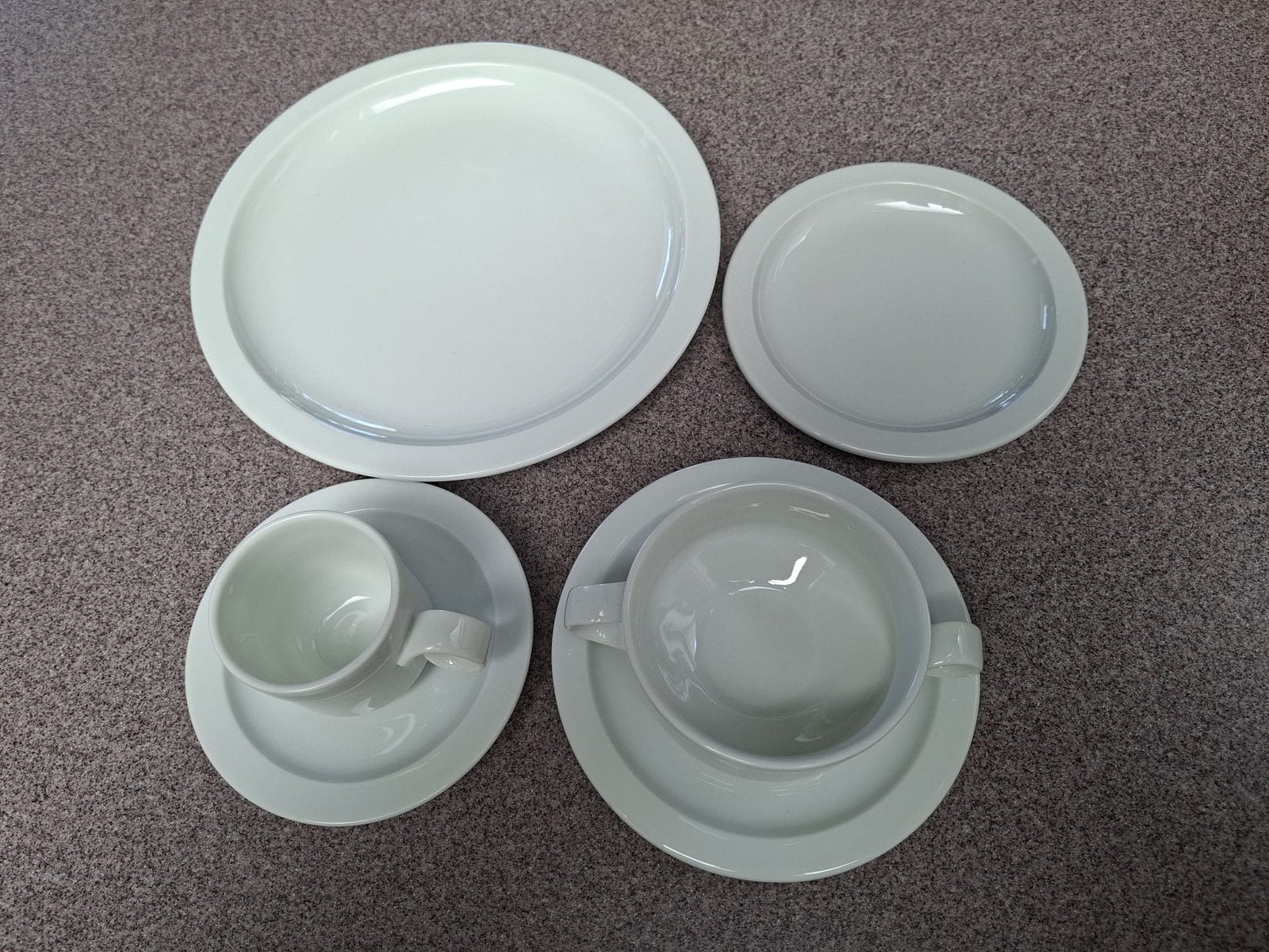 Mosa Hotel porcelain zgan, Ophalen, Onderbord, Zo goed als nieuw