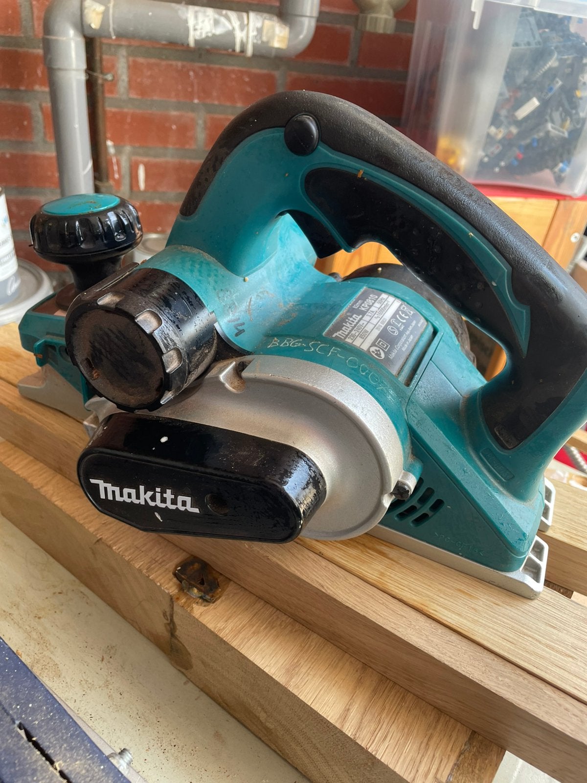 Makita KP0810K Handschaaf, Ophalen of Verzenden, Zo goed als nieuw