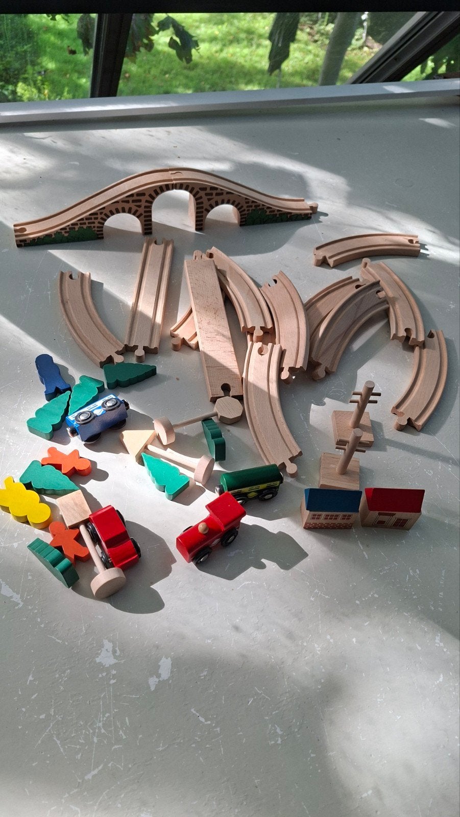 Houten Treinset - Figure 8 Railway Set (40 stuks), Ophalen of Verzenden, Gebruikt, Rij- of Hobbelspeelgoed