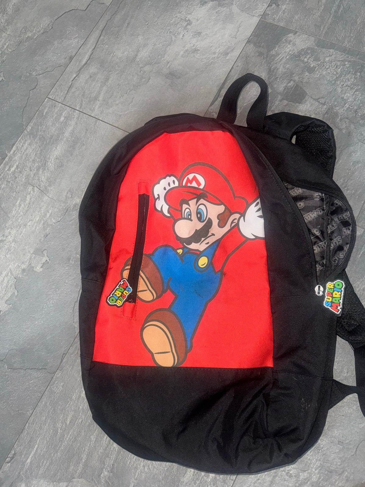 Super Mario rugzak - Zo goed als nieuw, Sieraden, Tassen en Uiterlijk, Tassen | Rugtassen, Ophalen, Disney of Dora, 25 tot 40 cm