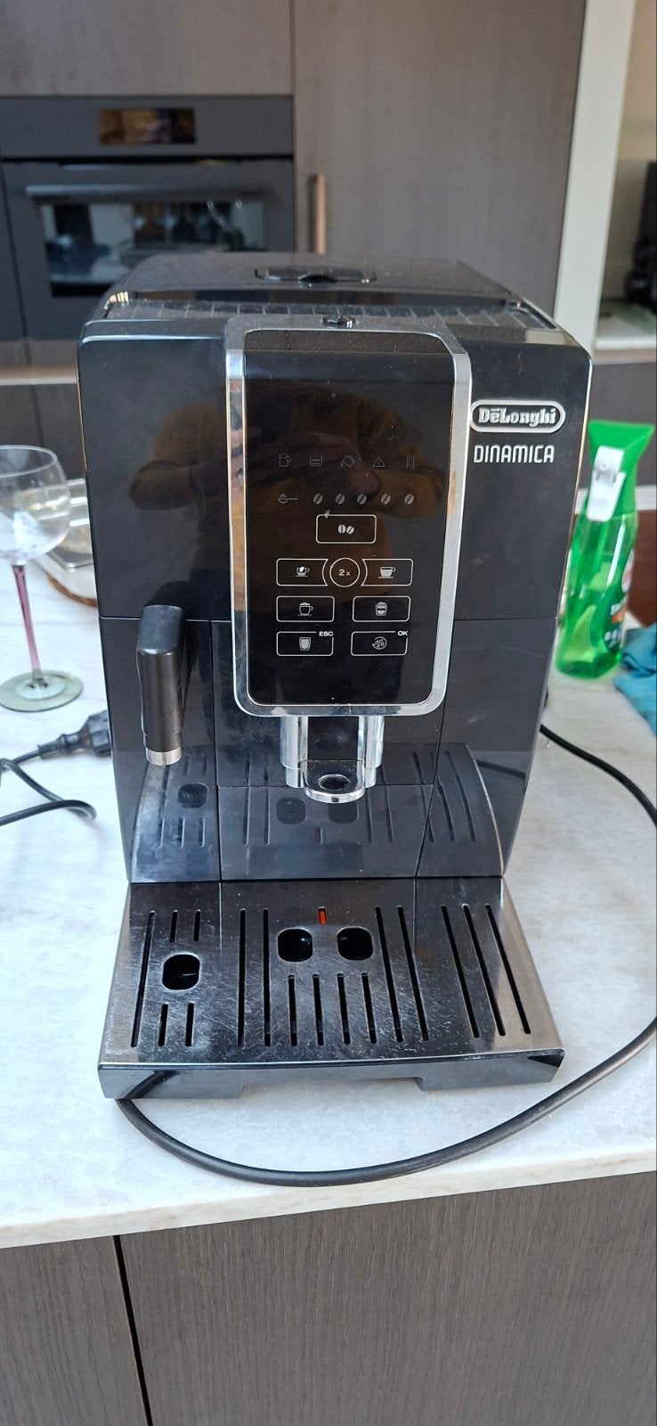 De'Longhi Dinamica volautomatische espressomachine pknapper, Ophalen, Gebruikt, Espresso apparaat, Koffiebonen