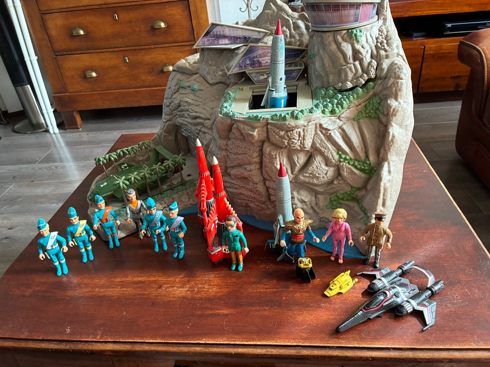 Thunderbirds Tracy Island Compleet met Raketten en Figuren, Ophalen, Gebruikt, Jongen of Meisje
