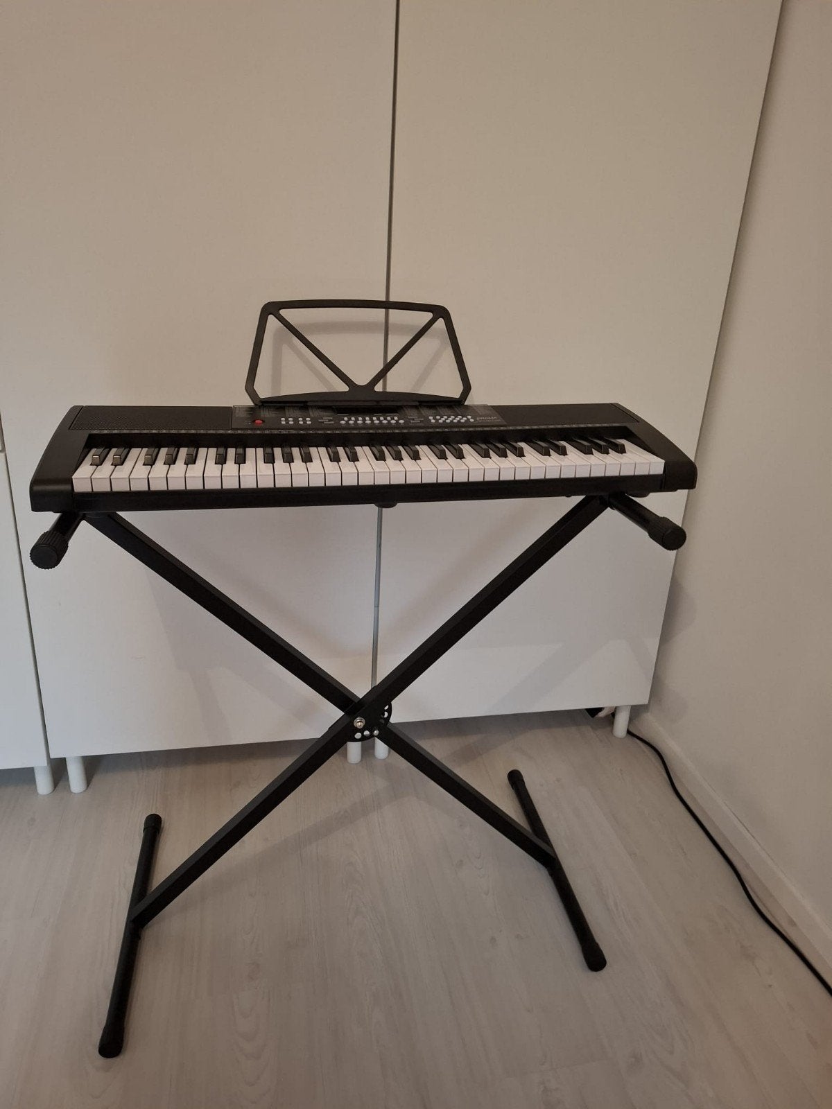 Finesse New Orleans Keyboard met standaard en koptelefoon, 61 toetsen, Zo goed als nieuw, Met standaard, Ophalen