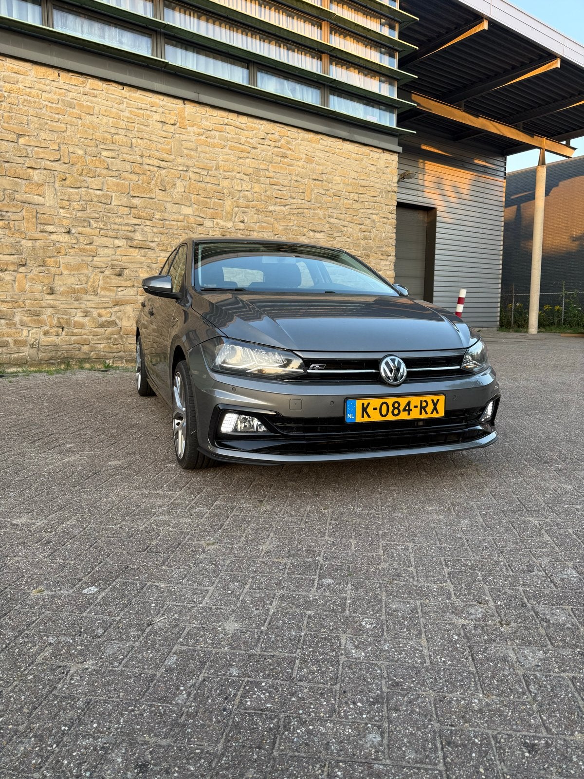 Volkswagen Polo R-Line 1.0 TSI 95pk 2021 Zuinig Carplay, Voorwielaandrijving, 95 pk, 1055 kg, 49 €/maand