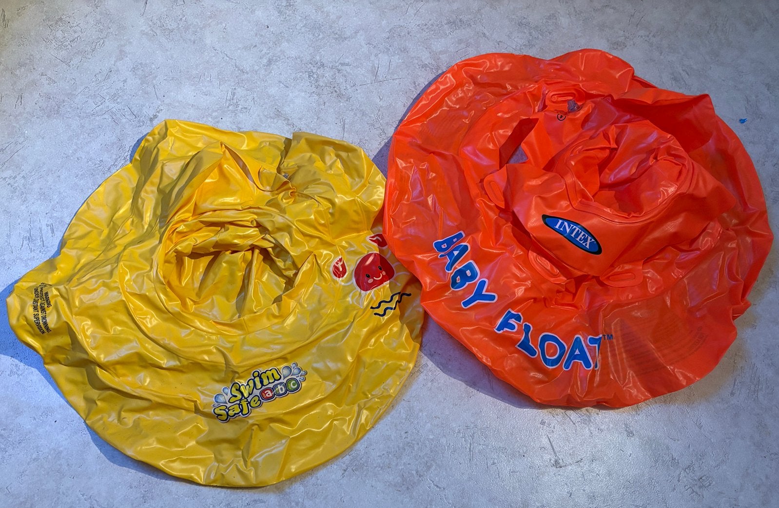 Babyfloat, Verzenden, Zo goed als nieuw, Jongetje of Meisje, Zwem-accessoire