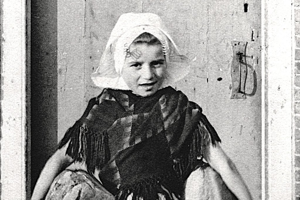 804603 Walcheren Klederdracht Gelopen met zegel, Ophalen of Verzenden, Voor 1920, Gelopen, Zeeland