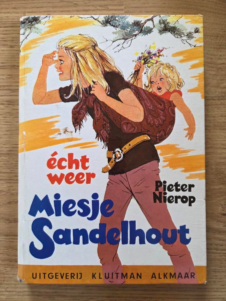 Pieter Nierop écht weer miesje sandelhout, Boeken, Ophalen of Verzenden, Gelezen