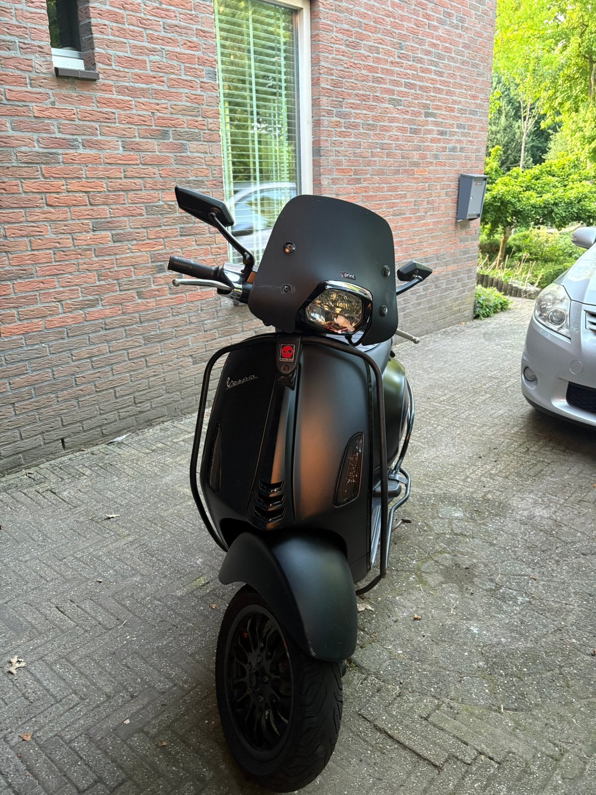 Vespa sprint notte (mat zwart), Ophalen, Zo goed als nieuw, Benzine, Vespa S