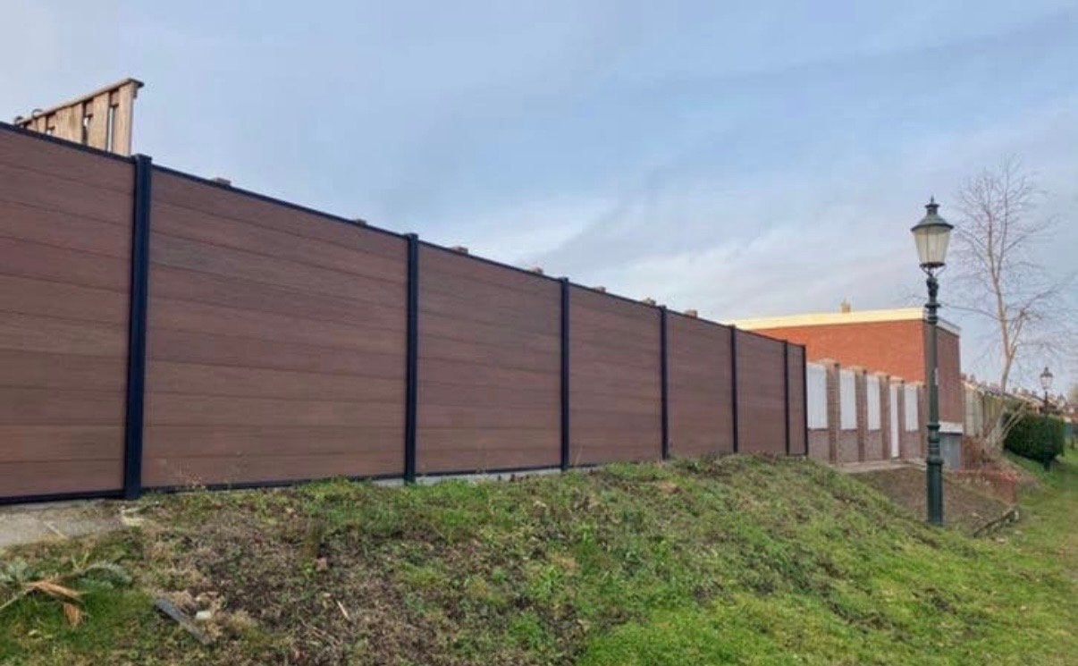 Composiet schutting - Duurzaam en onderhoudsvrij, kleur Teak, Ophalen, Zo goed als nieuw, Overige materialen, Overige typen