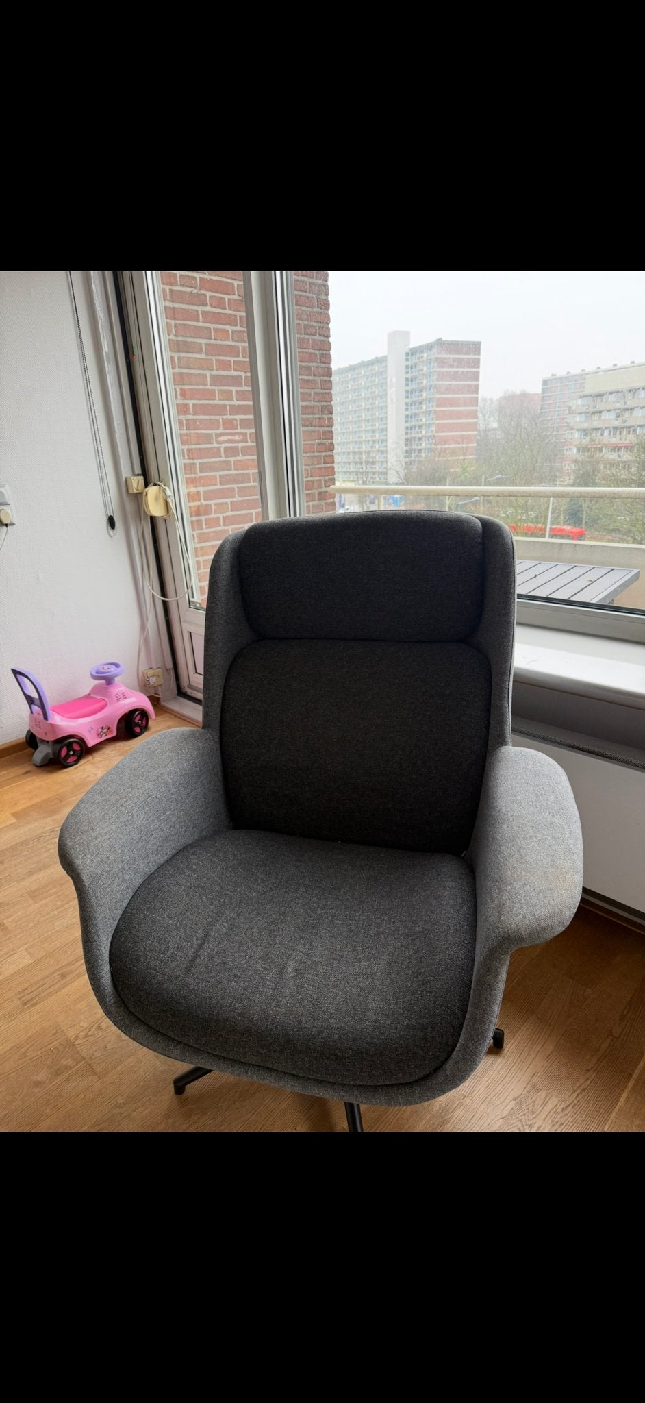 Ikea Aleby Draaifauteuil - Comfortabele Grijze Stoel, Ophalen, Gebruikt, Eén, Stof