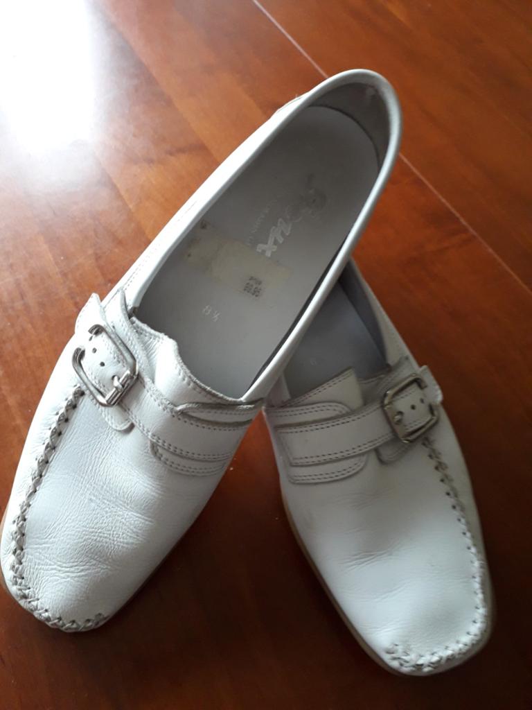 WITTE    SIOUX  MAAT 8.5, Ophalen of Verzenden, Wit, Sneakers of Gympen