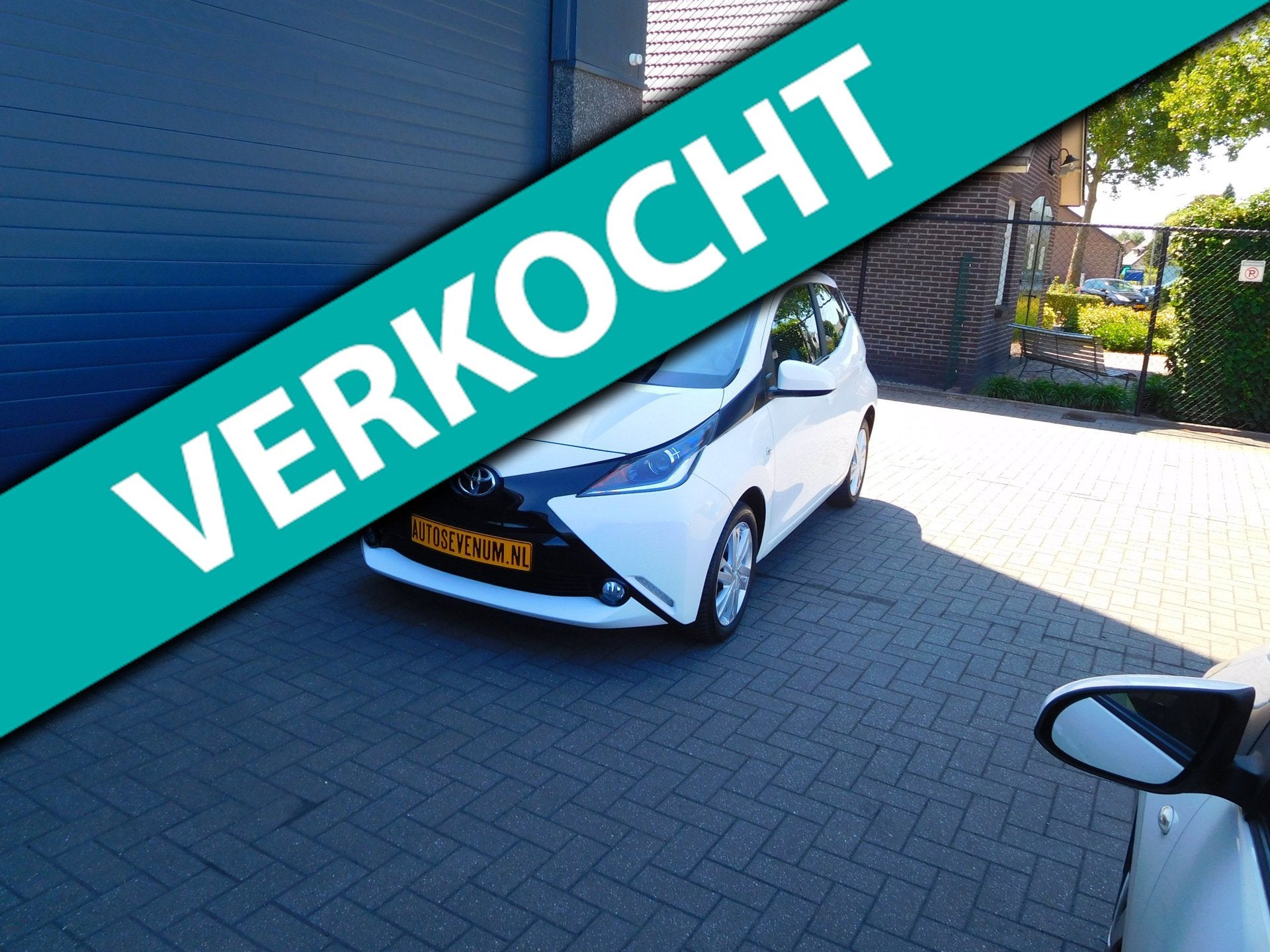 Toyota Aygo 1.0 VVT-i x-sport, Voorwielaandrijving, Stof, Gebruikt, Zwart