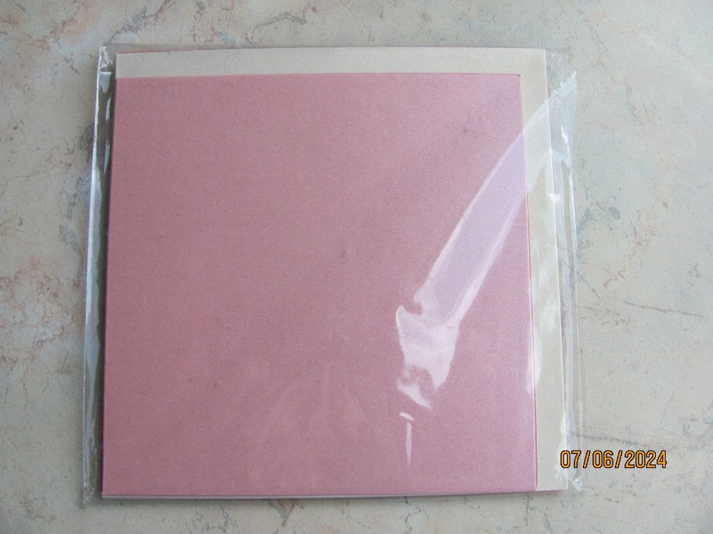 NIEUW gekleurde dubbele KAARTEN set ENVELOP papier METALLIC, Ophalen of Verzenden, Nieuw, Overige thema's, Blanco kaart of Basiskaart