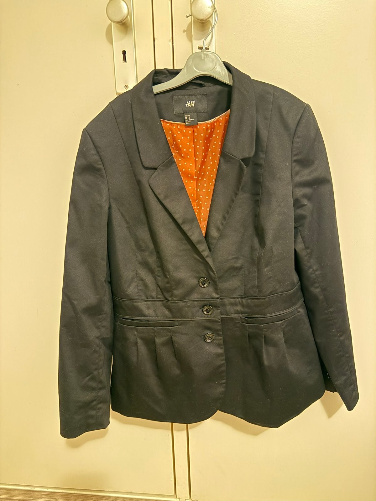 Stijlvol Zwart Jasje van H&M - Maat 42/44 (L), Kleding | Dames, Zwart, Maat 42/44 (L), Ophalen of Verzenden, Zo goed als nieuw