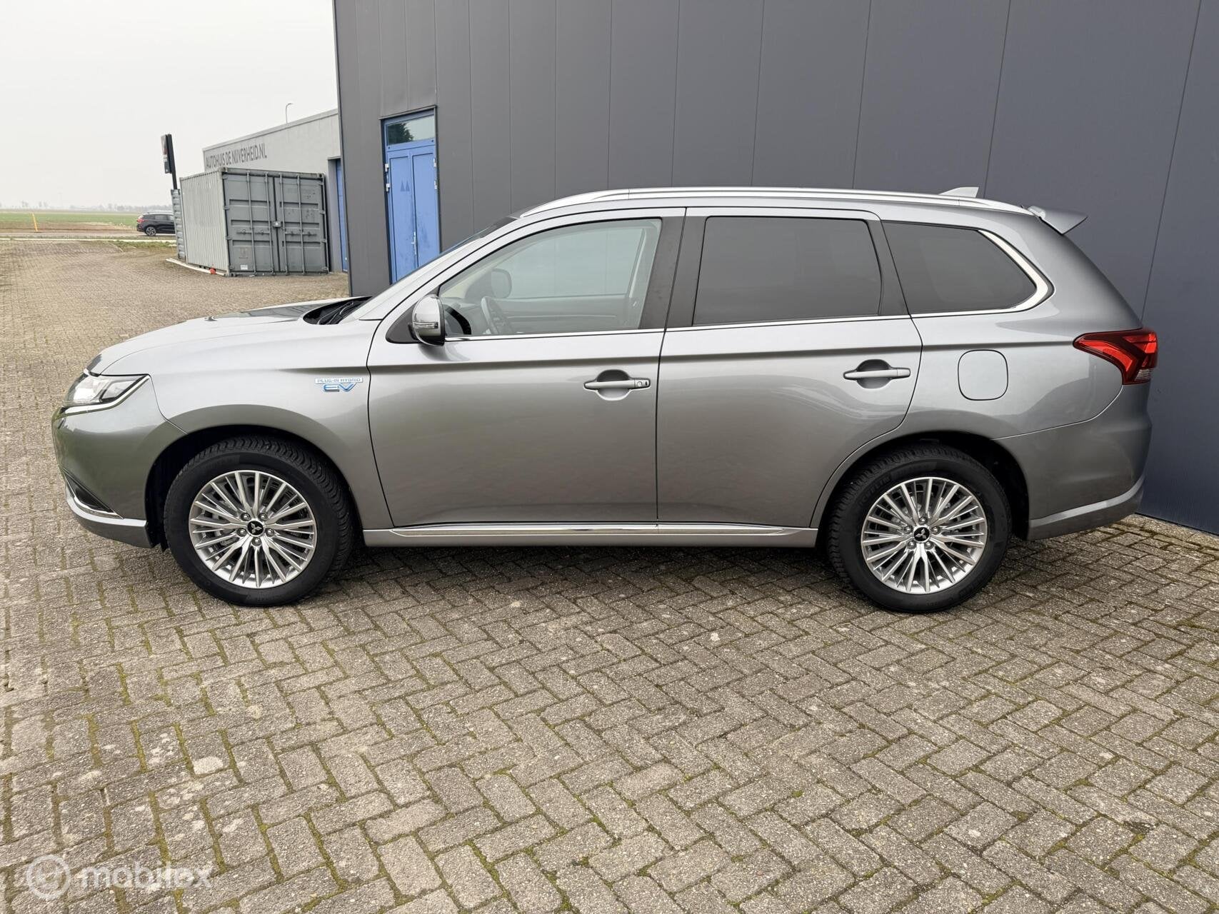 Mitsubishi Outlander 2.4 PHEV Pure+ |trekhaak | allseason |, Auto's, 12 maanden, 4 cilinders, 120 €/maand, Plug-in hybride