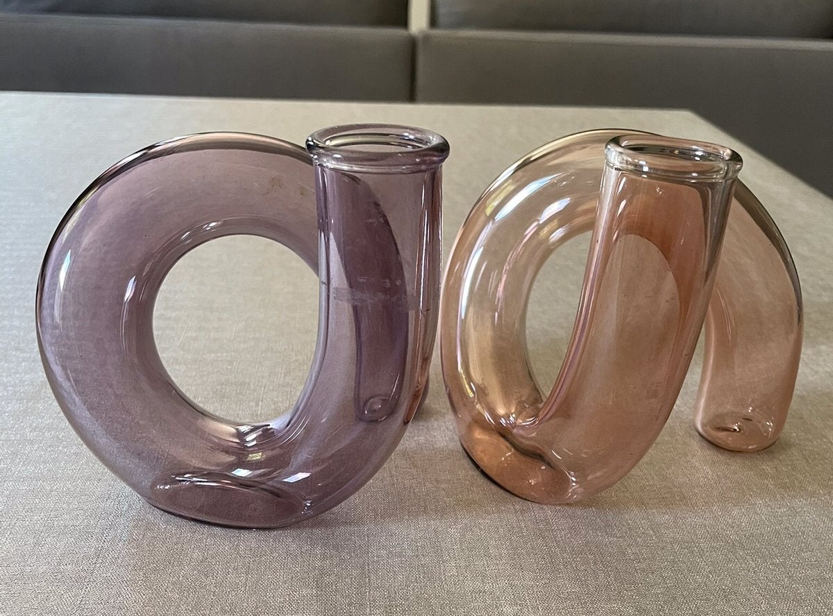 Gebogen vazen/flesjes, Ophalen of Verzenden, Roze, 13 cm, Glas