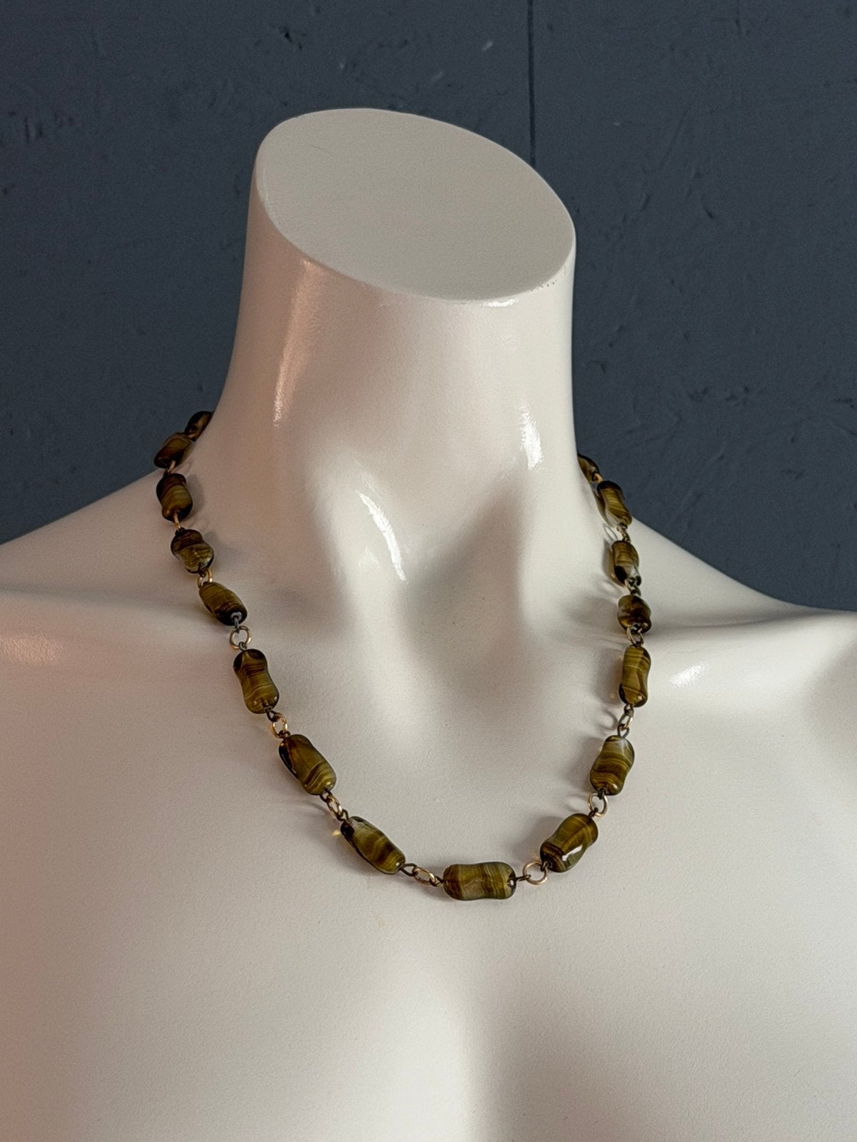 Vintage Murano glazen ketting olijfgroen schakelketting, Bruin, Met edelsteen, Ophalen of Verzenden, Zo goed als nieuw