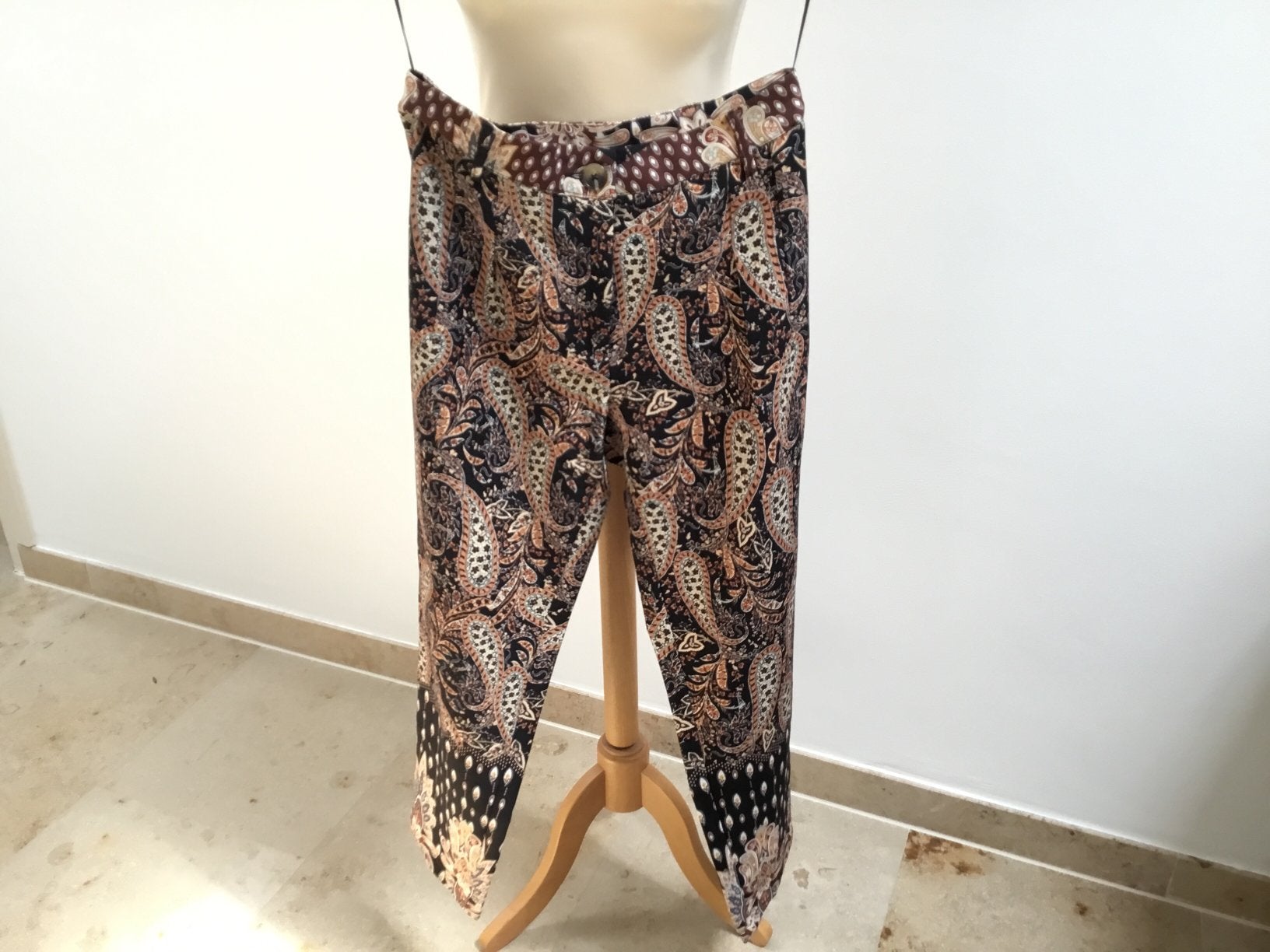 Te koop damespantalon van 101 IDEES, maat 36/38, Kleding | Dames, Ophalen of Verzenden, Zo goed als nieuw, Maat 36 (S), Lang