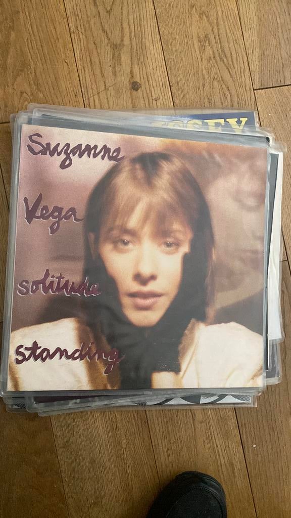 Lp suzanne vega, solitude standing, Cd's en Dvd's, Vinyl | Pop, Ophalen of Verzenden, Zo goed als nieuw, Overige formaten