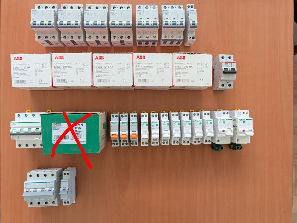 Nieuw diverse merken automaten, aardlekautomaten,, Doe-het-zelf en Verbouw, Elektra en Kabels, Ophalen of Verzenden, Nieuw, Overige typen