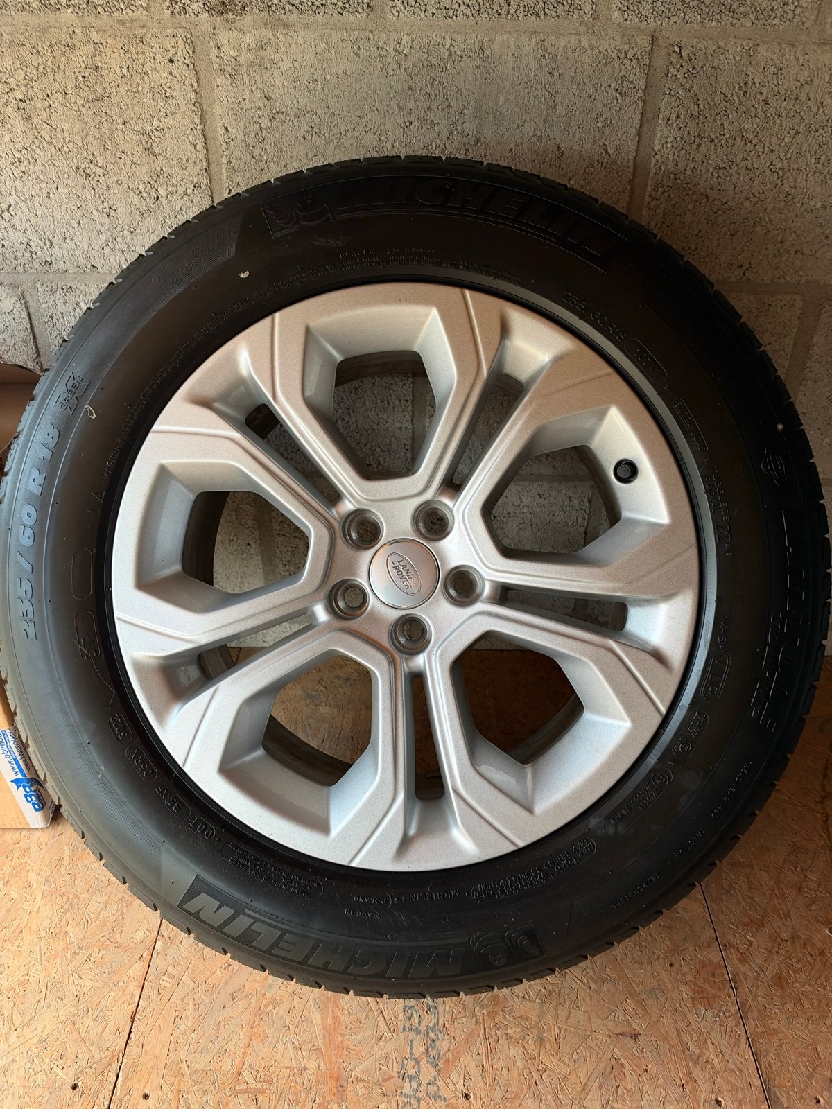 Land Rover Velgen met Michelin Latitude Tour HP Banden, Ophalen, 18 inch, Gebruikt, Banden en Velgen